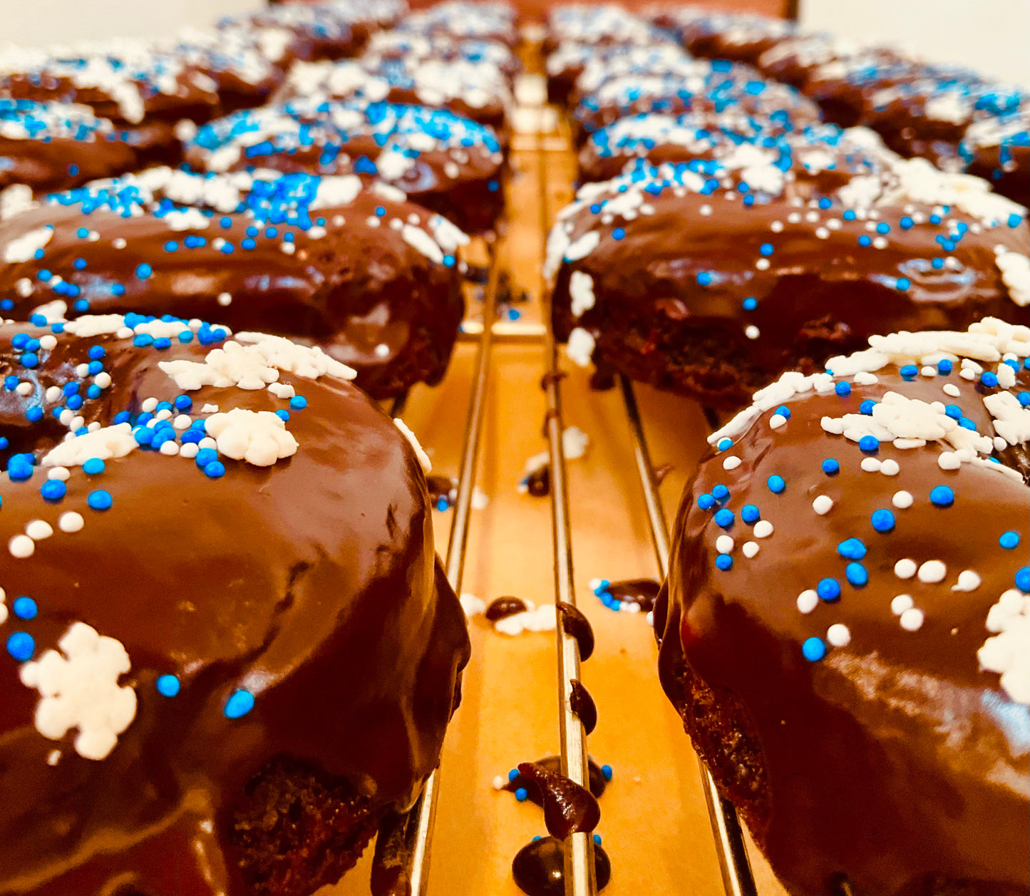 Chocolate Donuts - 4pk