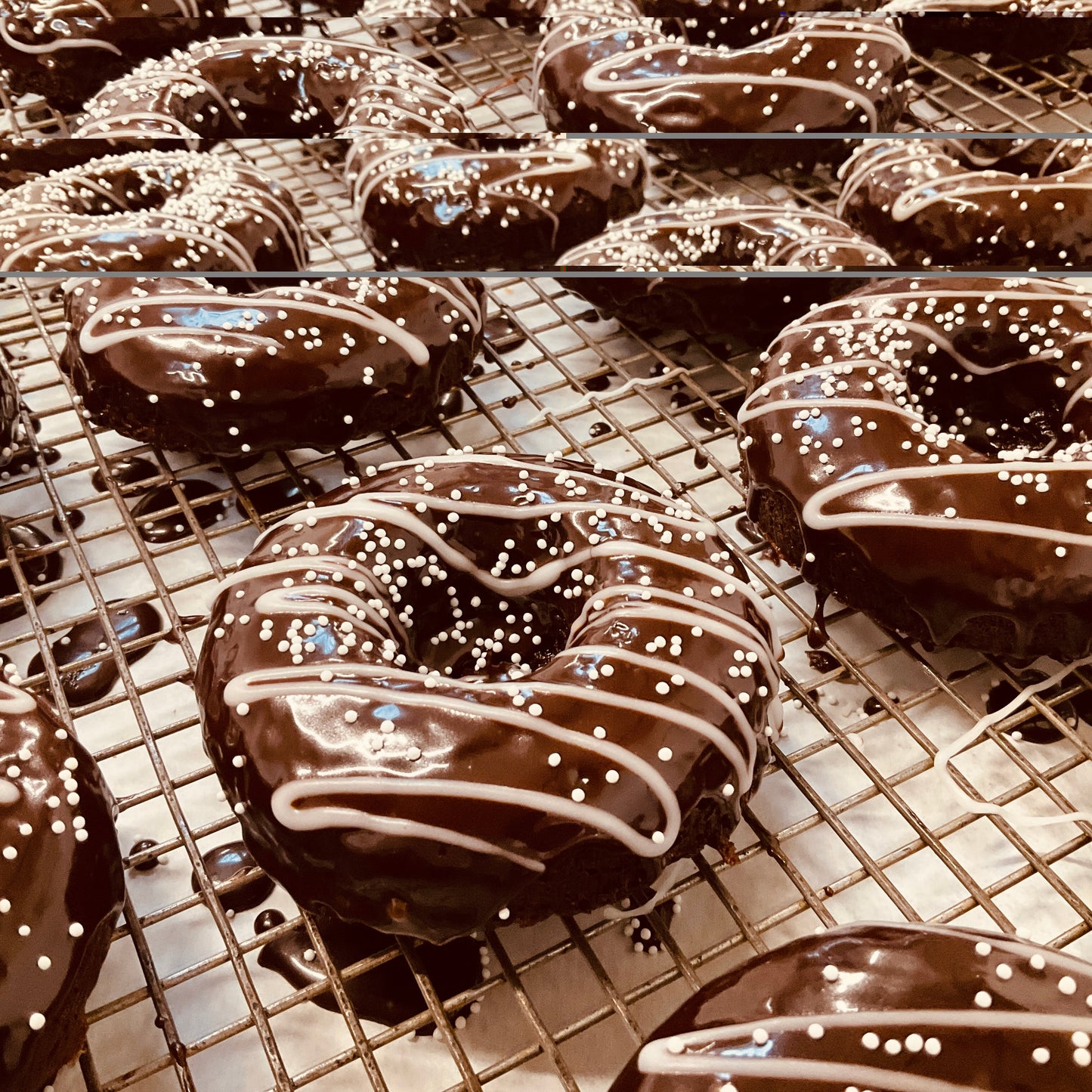 Chocolate Donuts - 4pk