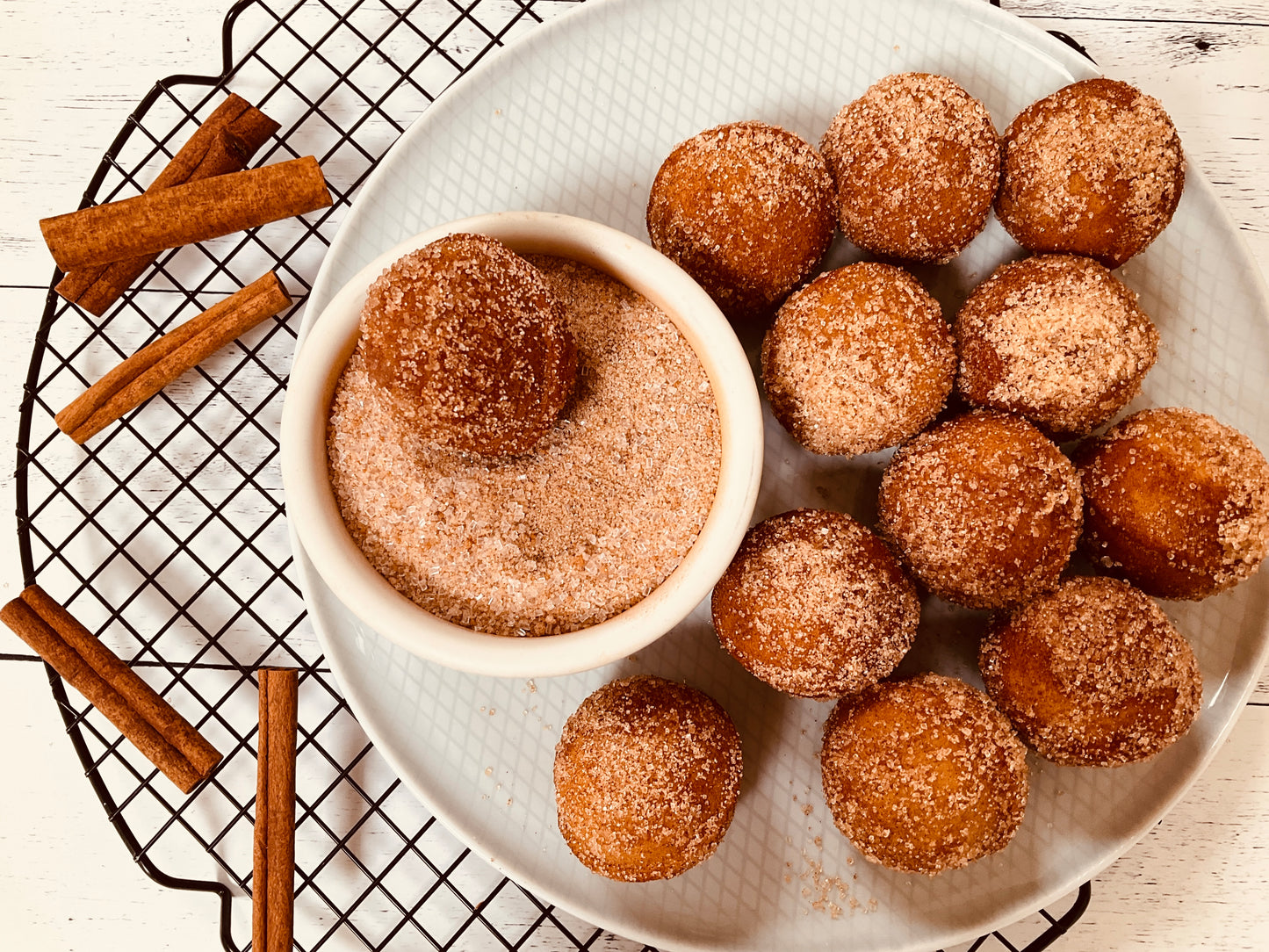 Cinnamon Sugar Donut Holes - 1/2 dozen